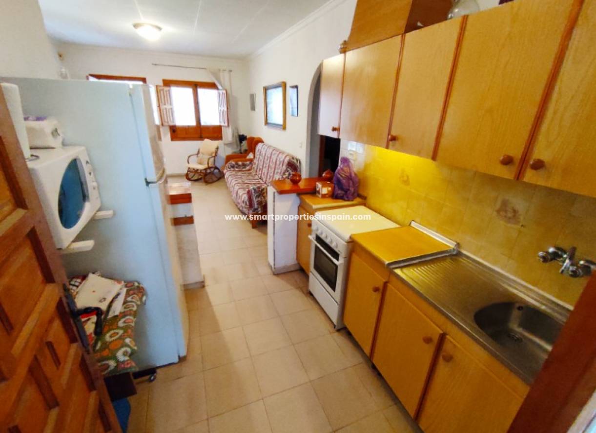 Wederverkoop - Detached Villa - La Marina - Urbanización La Marina