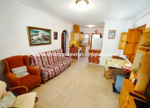 Wederverkoop - Detached Villa - La Marina - Urbanización La Marina