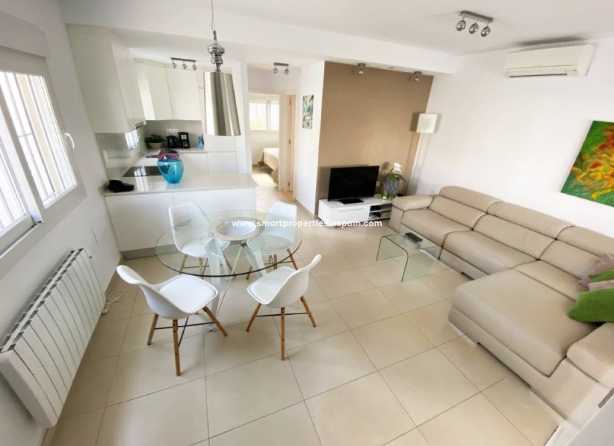 Wederverkoop - Detached Villa - La Marina - Urbanización La Marina