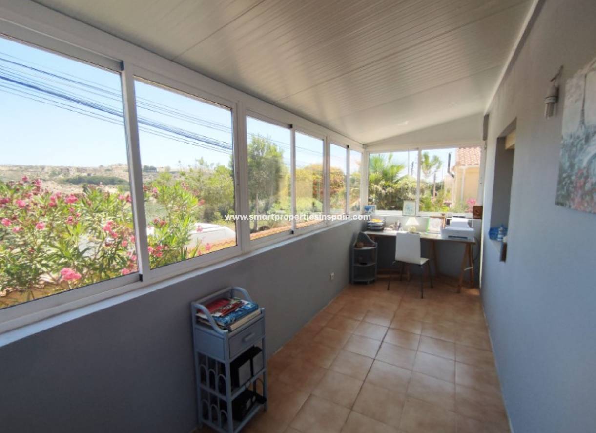 Wederverkoop - Detached Villa - La Marina - Urbanización La Marina