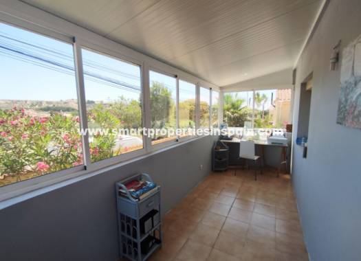 Wederverkoop - Detached Villa - La Marina - Urbanización La Marina