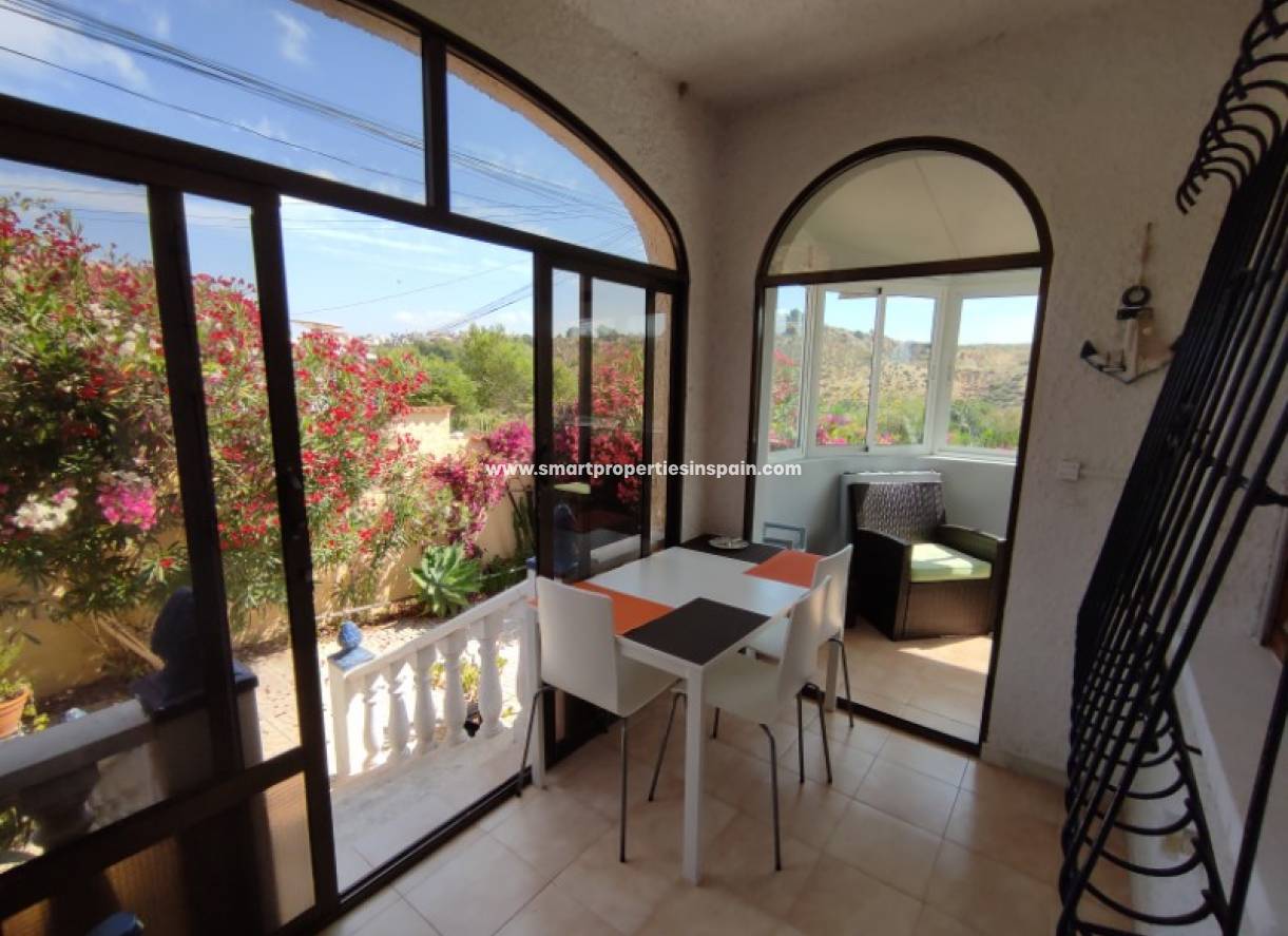 Wederverkoop - Detached Villa - La Marina - Urbanización La Marina