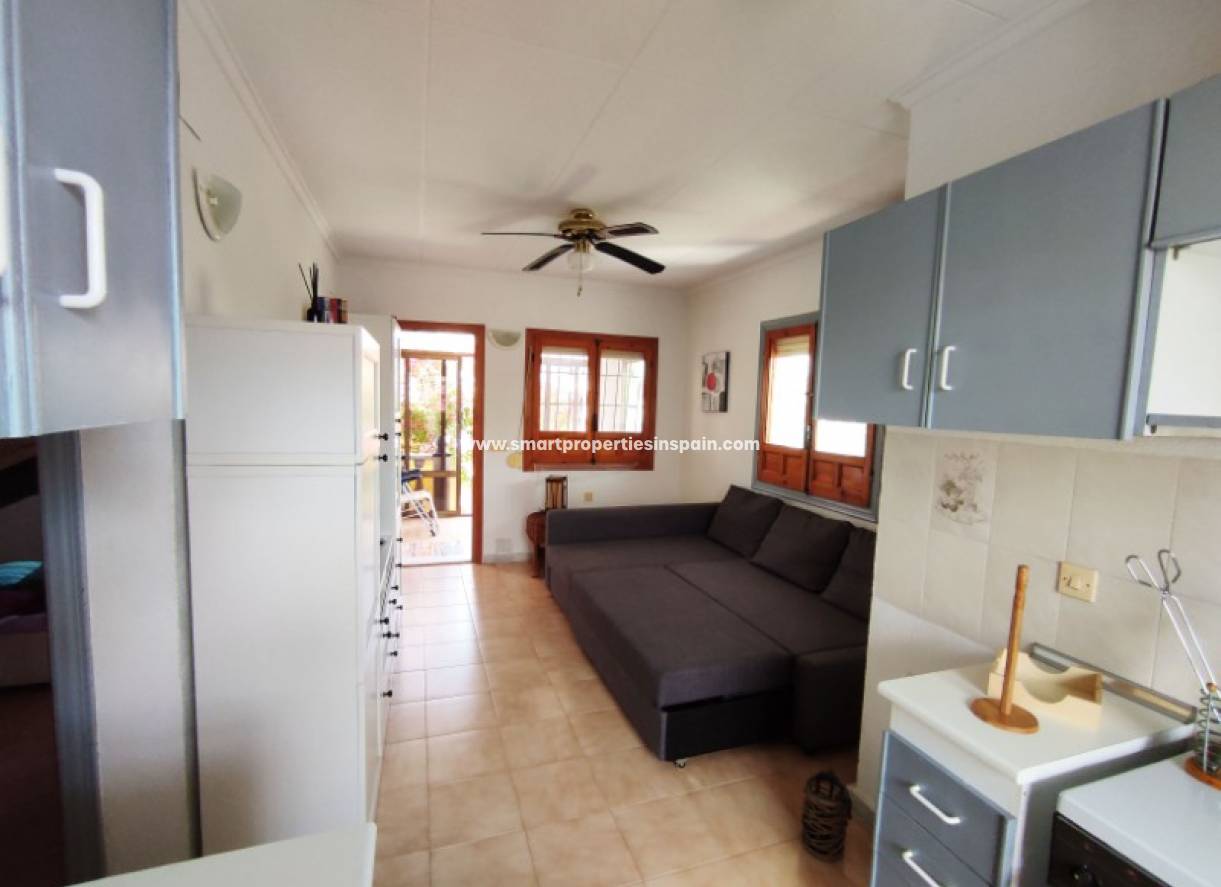Wederverkoop - Detached Villa - La Marina - Urbanización La Marina