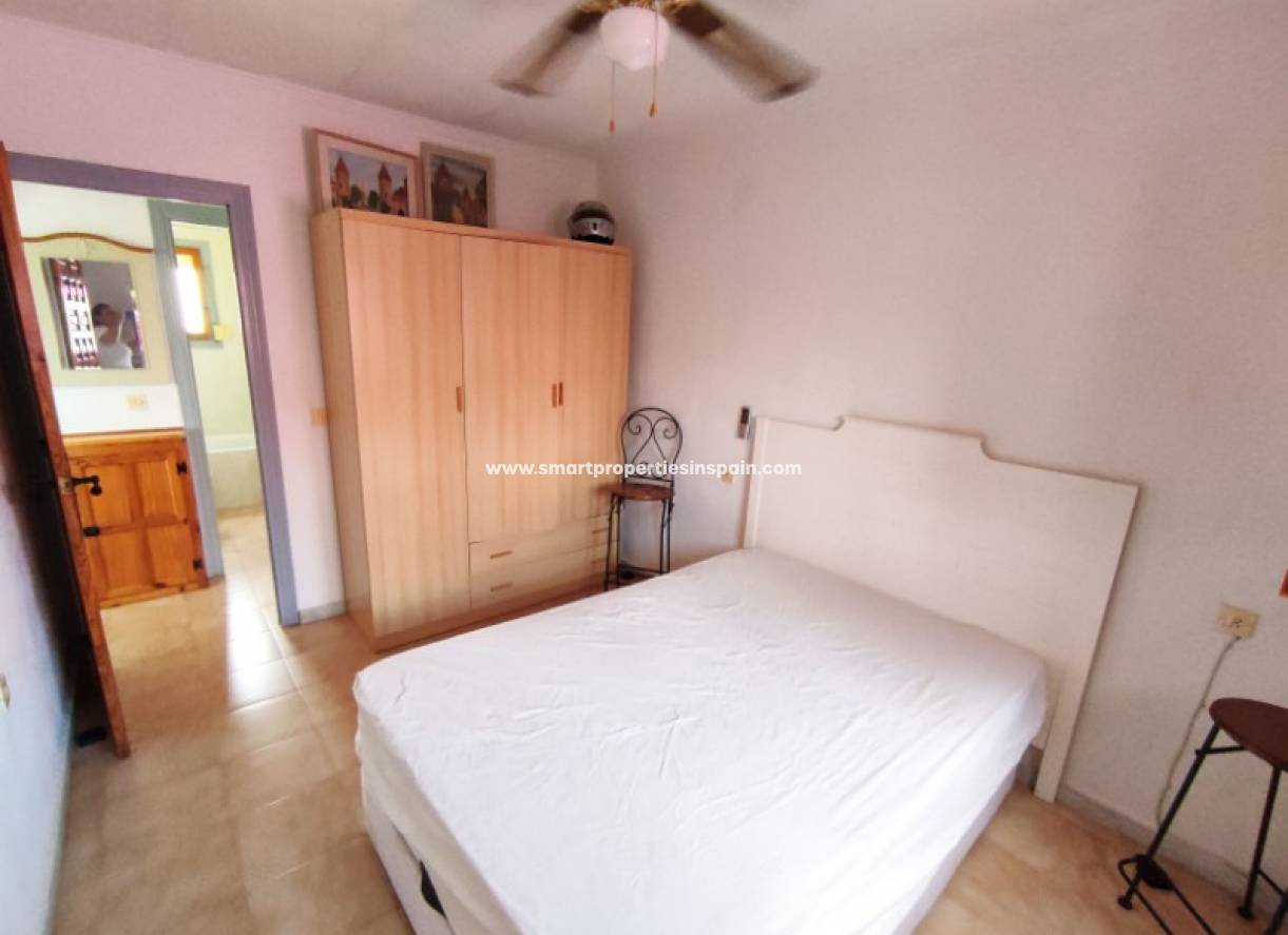 Wederverkoop - Detached Villa - La Marina - Urbanización La Marina