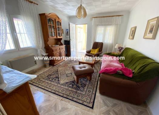 Wederverkoop - Detached Villa - La Marina - Urbanización La Marina
