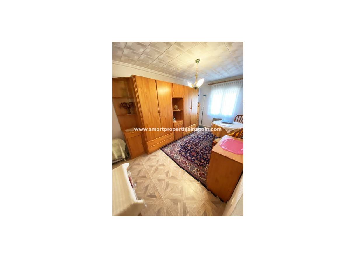 Wederverkoop - Detached Villa - La Marina - Urbanización La Marina