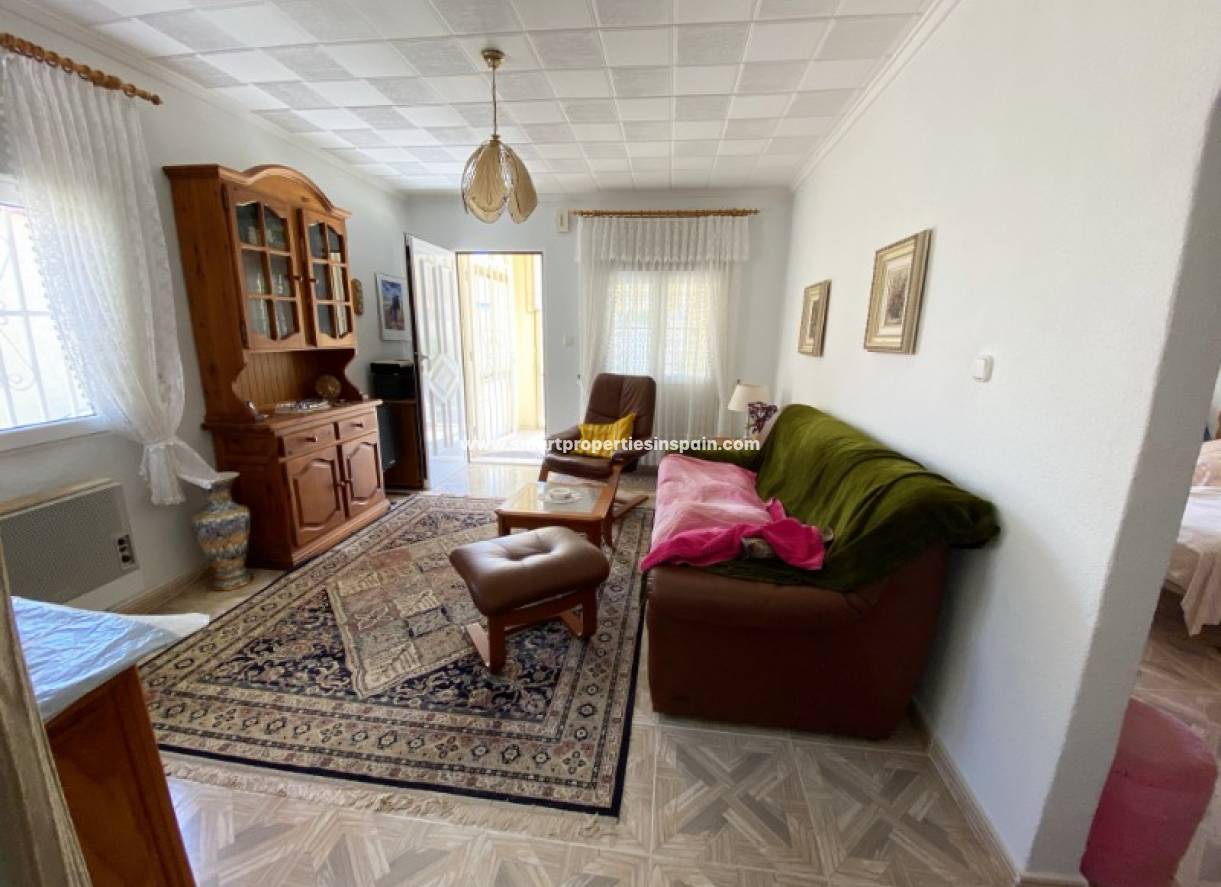 Wederverkoop - Detached Villa - La Marina - Urbanización La Marina
