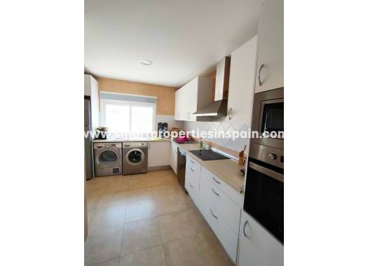 Wederverkoop - Detached Villa - La Marina - Urbanización La Marina