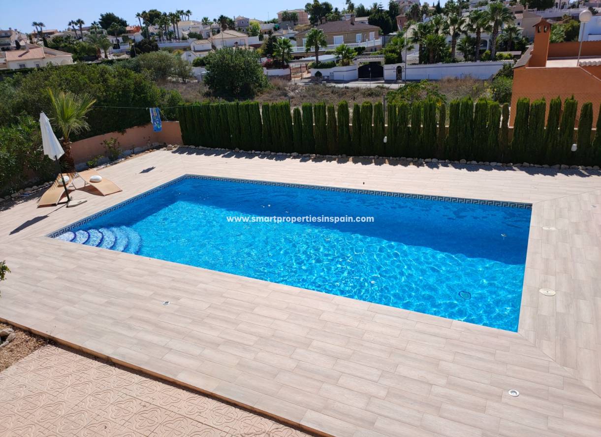 Wederverkoop - Detached Villa - La Marina - Urbanización La Marina