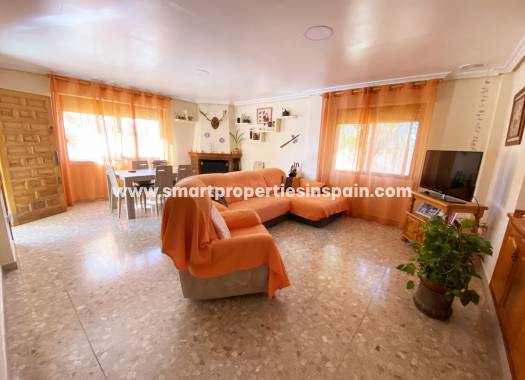 Wederverkoop - Detached Villa - La Marina - Urbanización La Marina