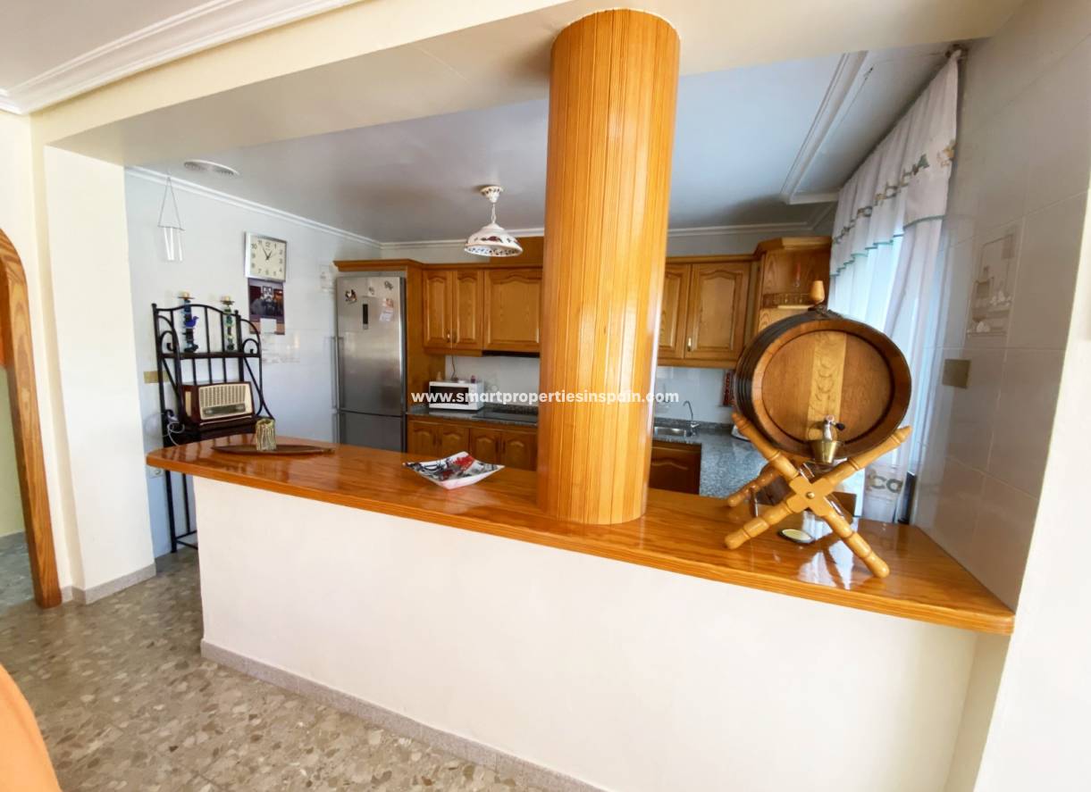 Wederverkoop - Detached Villa - La Marina - Urbanización La Marina