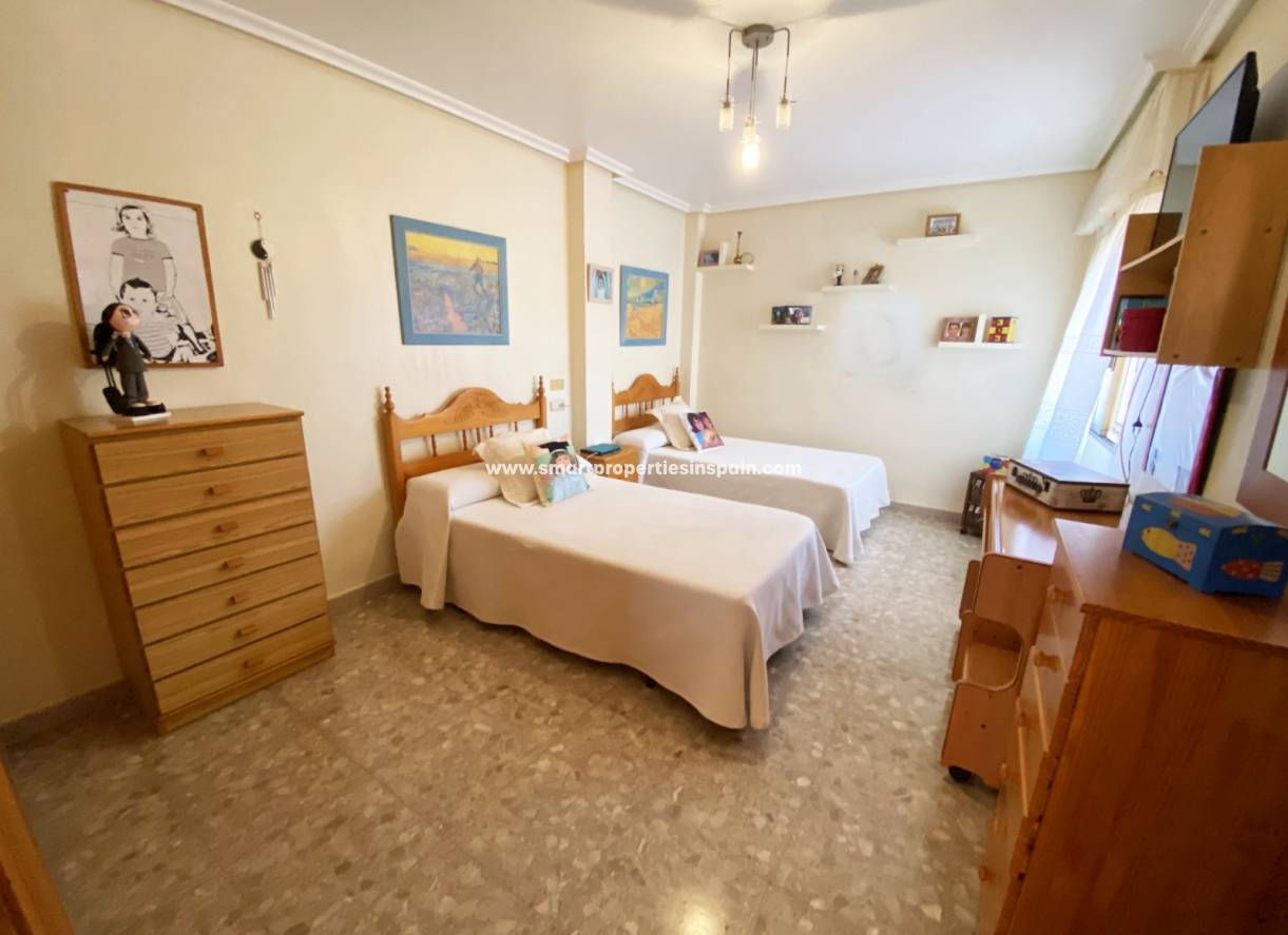 Wederverkoop - Detached Villa - La Marina - Urbanización La Marina