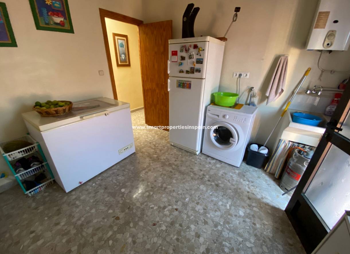 Wederverkoop - Detached Villa - La Marina - Urbanización La Marina