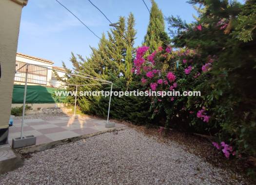 Wederverkoop - Detached Villa - La Marina - Urbanización La Marina