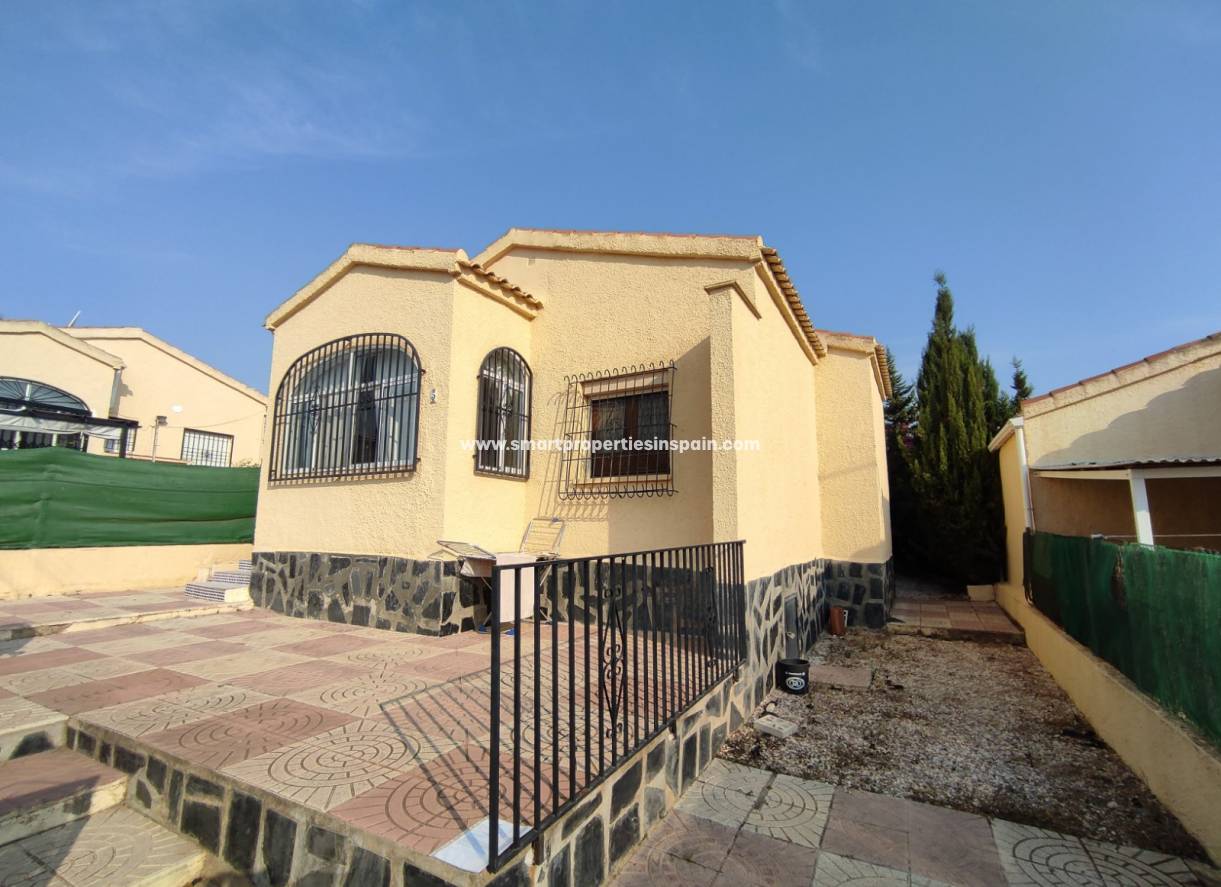 Wederverkoop - Detached Villa - La Marina - Urbanización La Marina