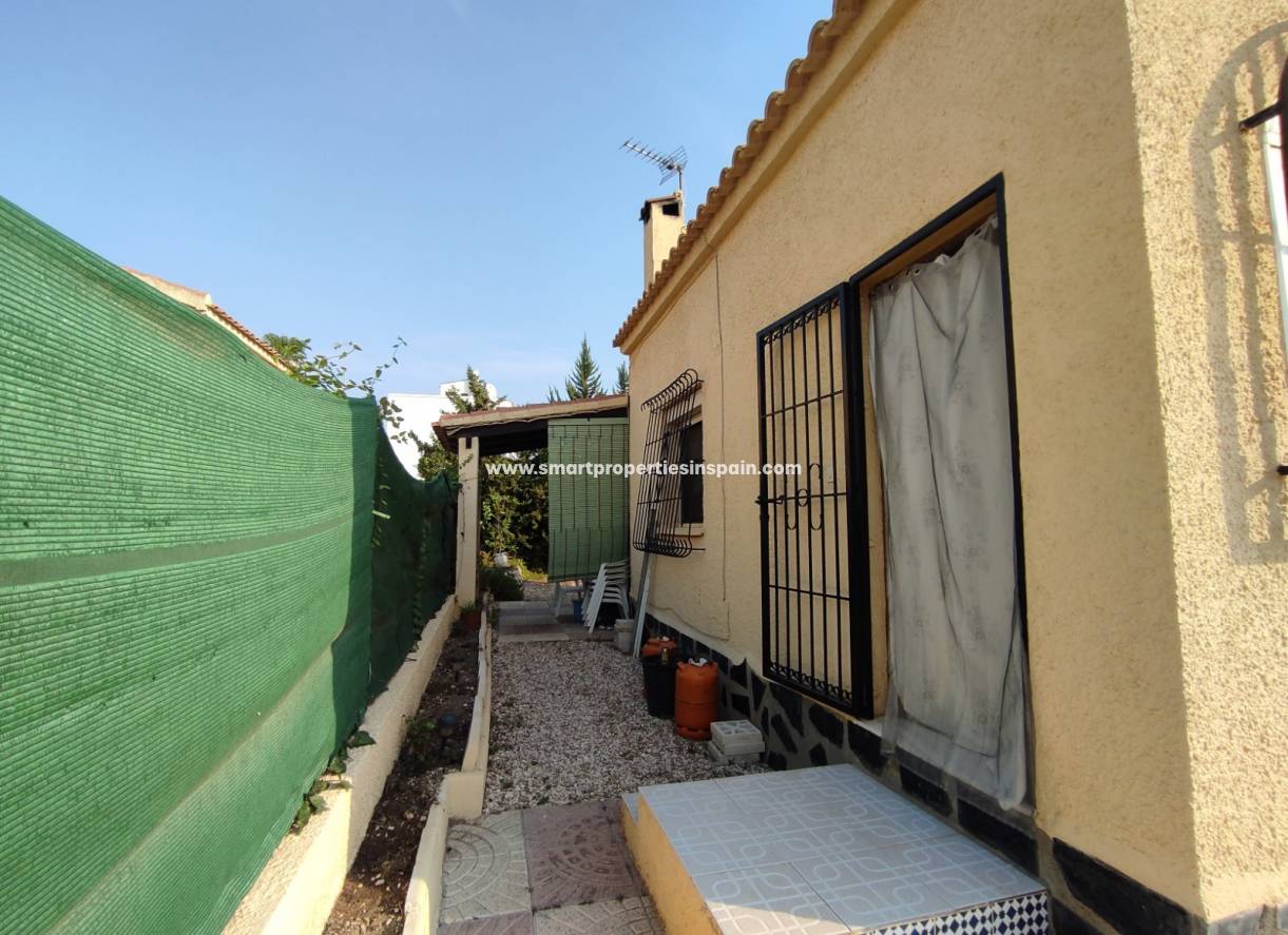 Wederverkoop - Detached Villa - La Marina - Urbanización La Marina