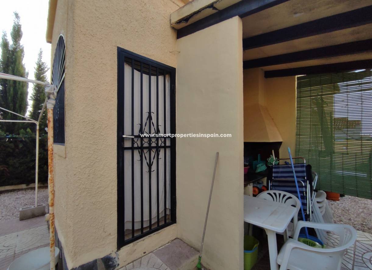 Wederverkoop - Detached Villa - La Marina - Urbanización La Marina
