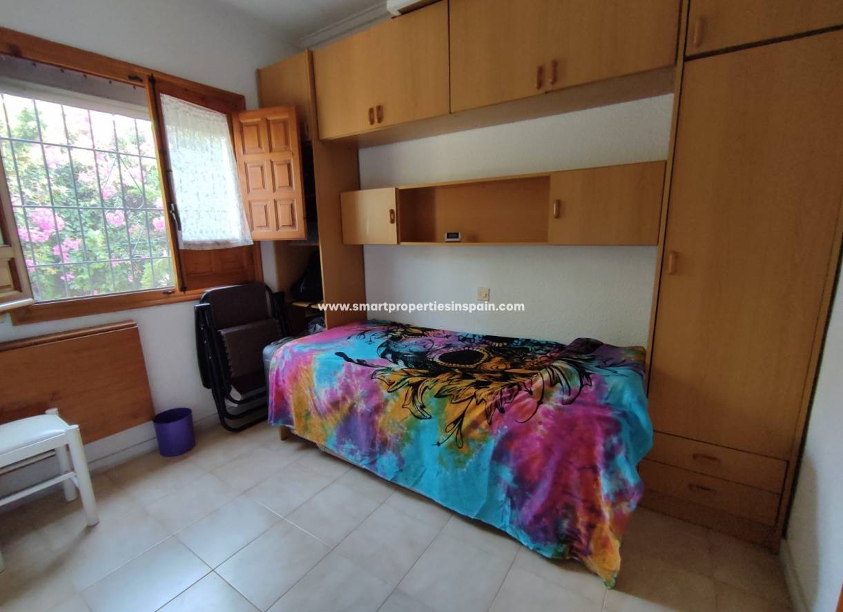 Wederverkoop - Detached Villa - La Marina - Urbanización La Marina