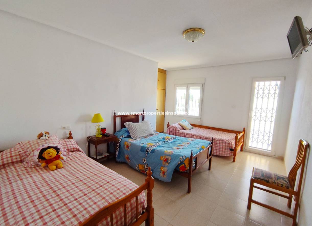 Wederverkoop - Detached Villa - La Marina - Urbanización La Marina