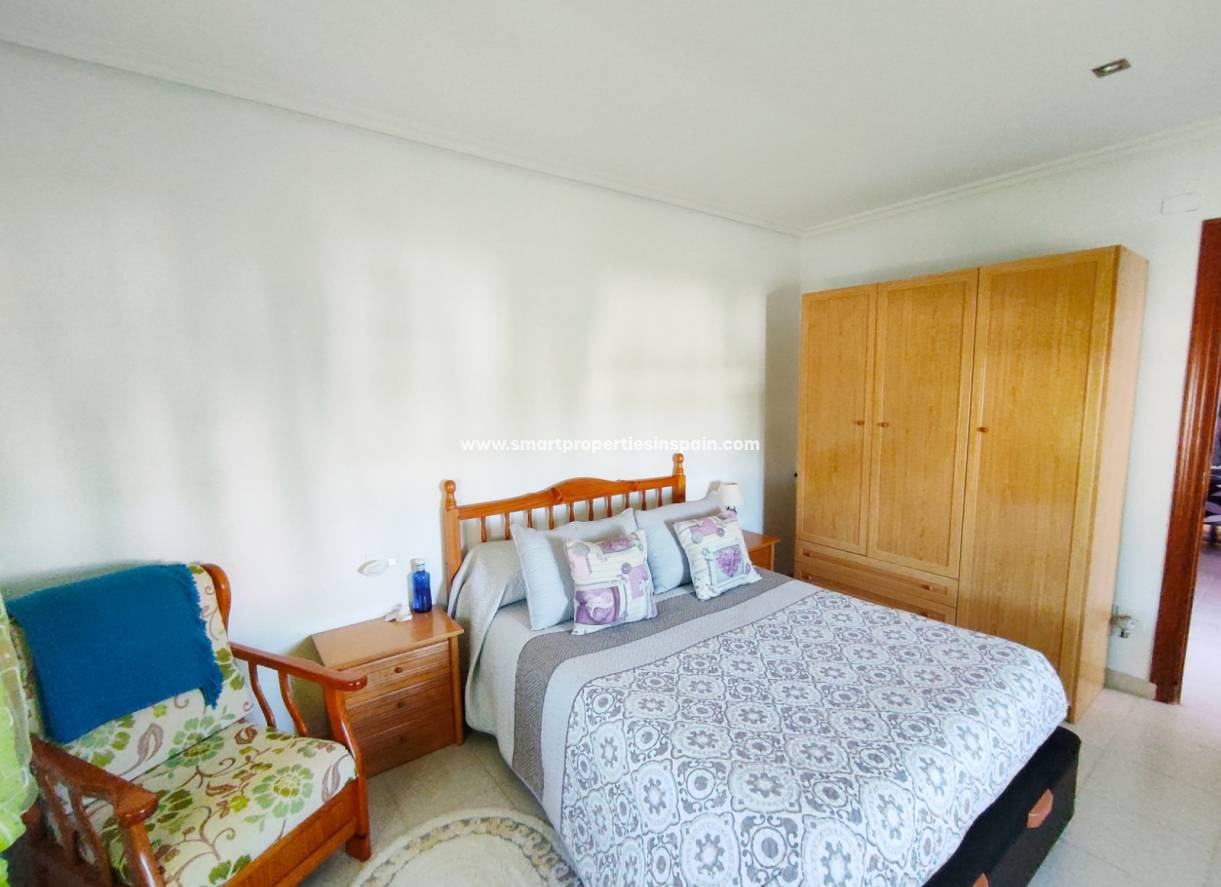 Wederverkoop - Detached Villa - La Marina - Urbanización La Marina