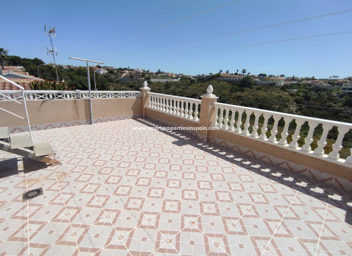 Wederverkoop - Detached Villa - La Marina - Urbanización La Marina