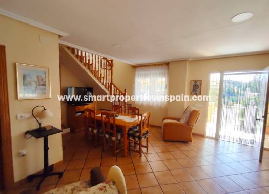 Wederverkoop - Detached Villa - La Marina - Urbanización La Marina