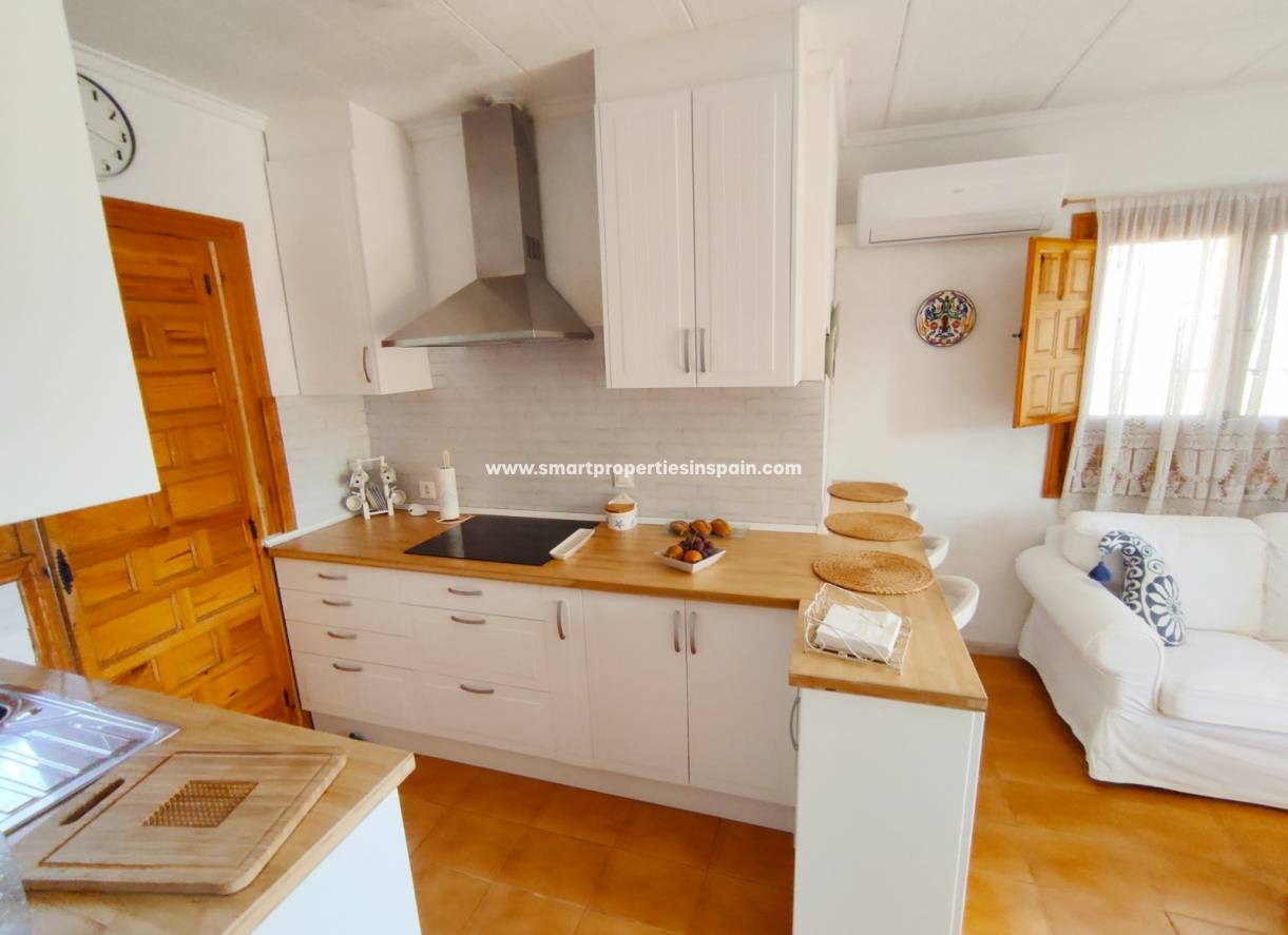 Wederverkoop - Detached Villa - La Marina - Urbanización La Marina