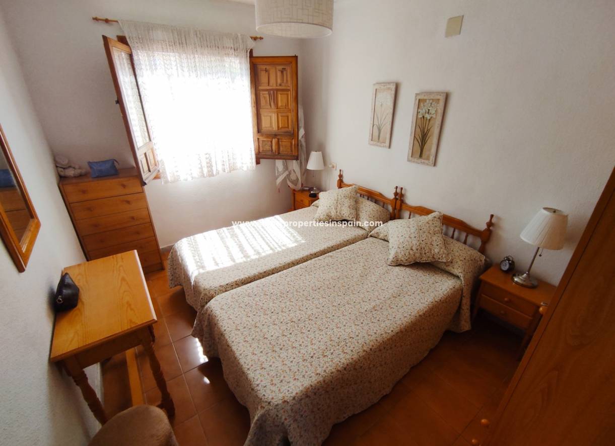 Wederverkoop - Detached Villa - La Marina - Urbanización La Marina