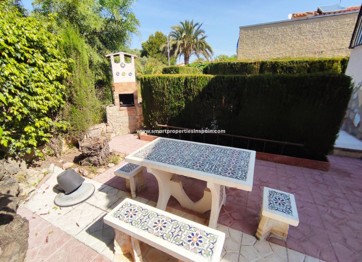 Wederverkoop - Detached Villa - La Marina - Urbanización La Marina