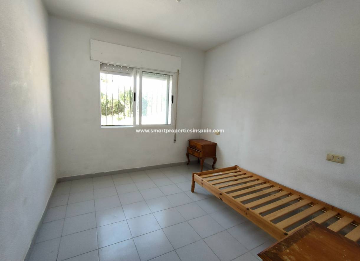 Wederverkoop - Detached Villa - La Marina - Urbanización La Marina