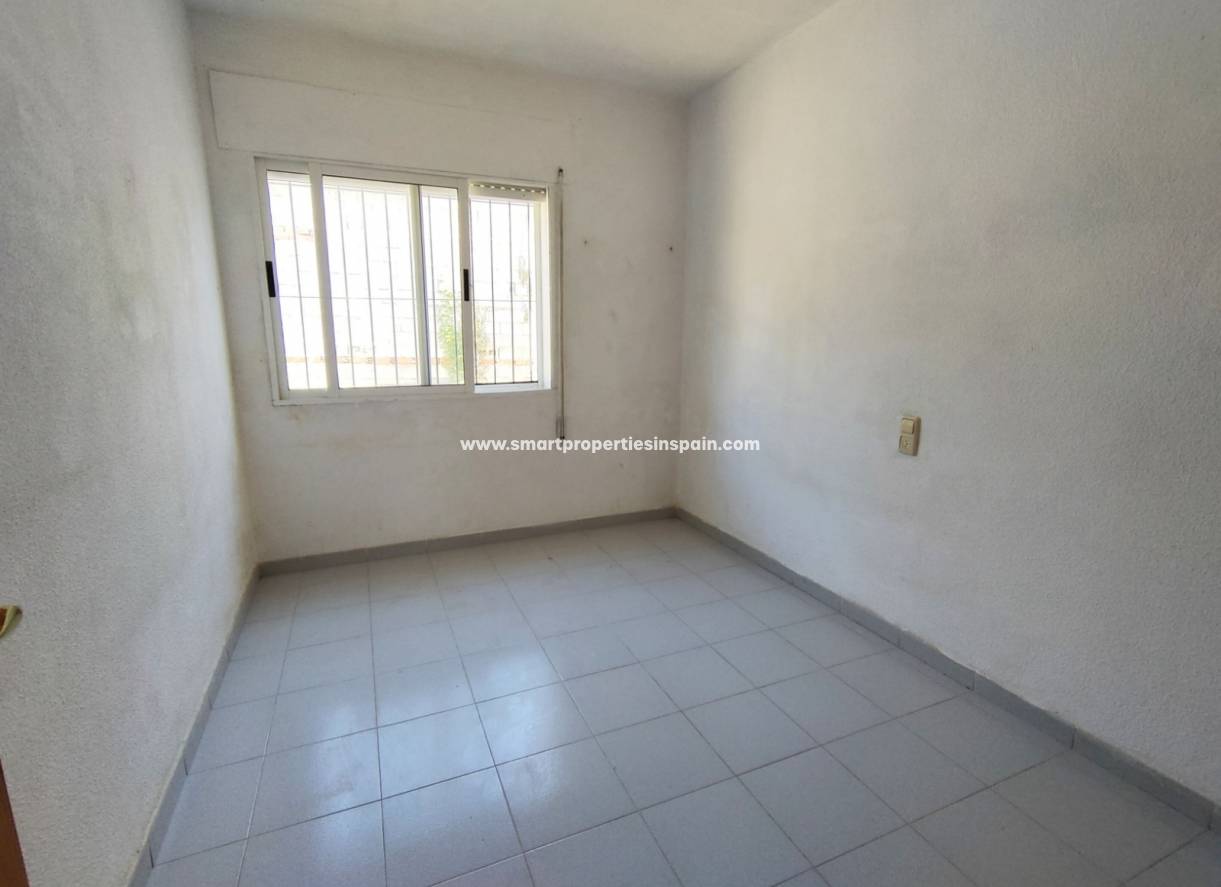 Wederverkoop - Detached Villa - La Marina - Urbanización La Marina