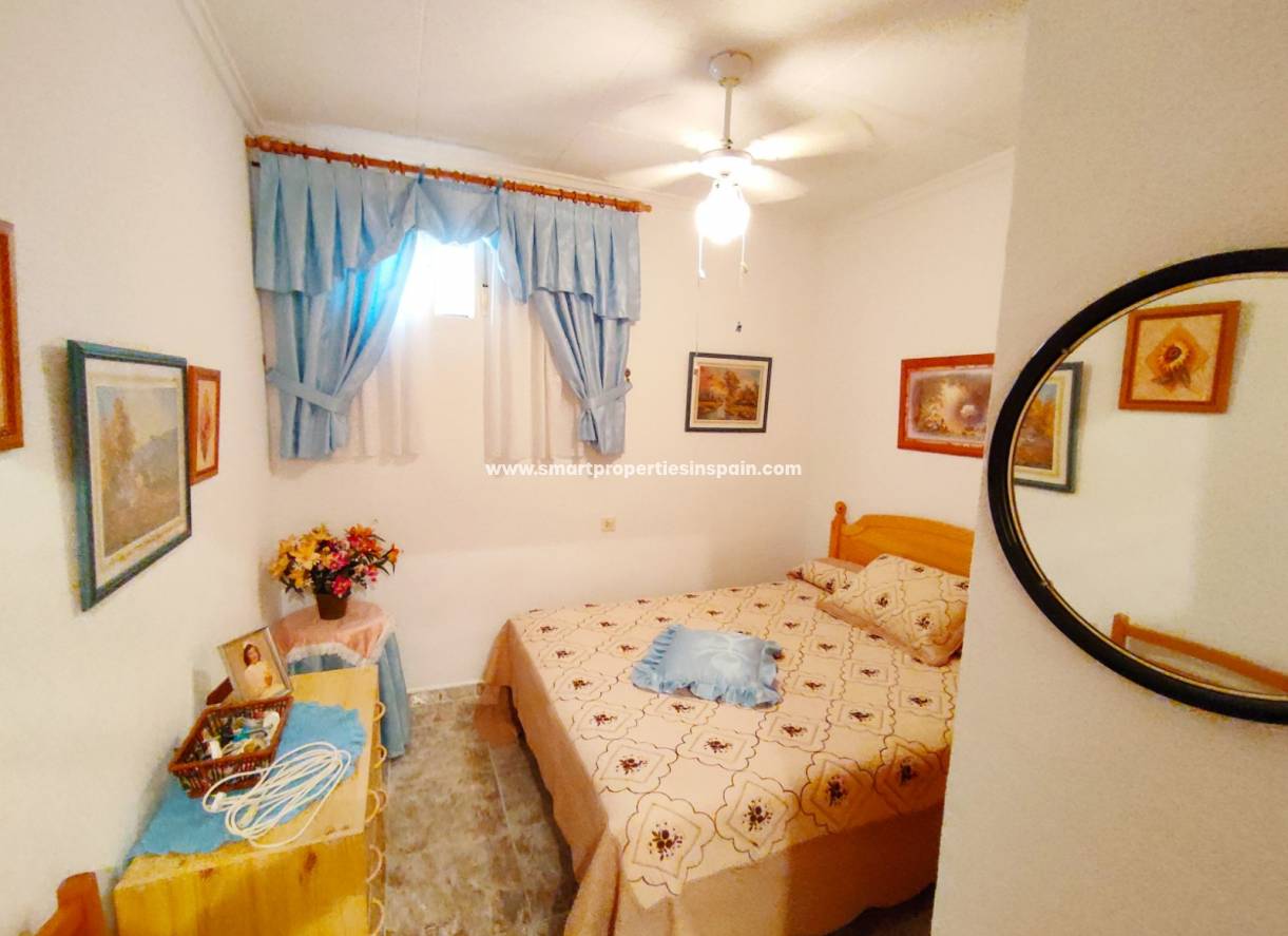 Wederverkoop - Detached Villa - La Marina - Urbanización La Marina