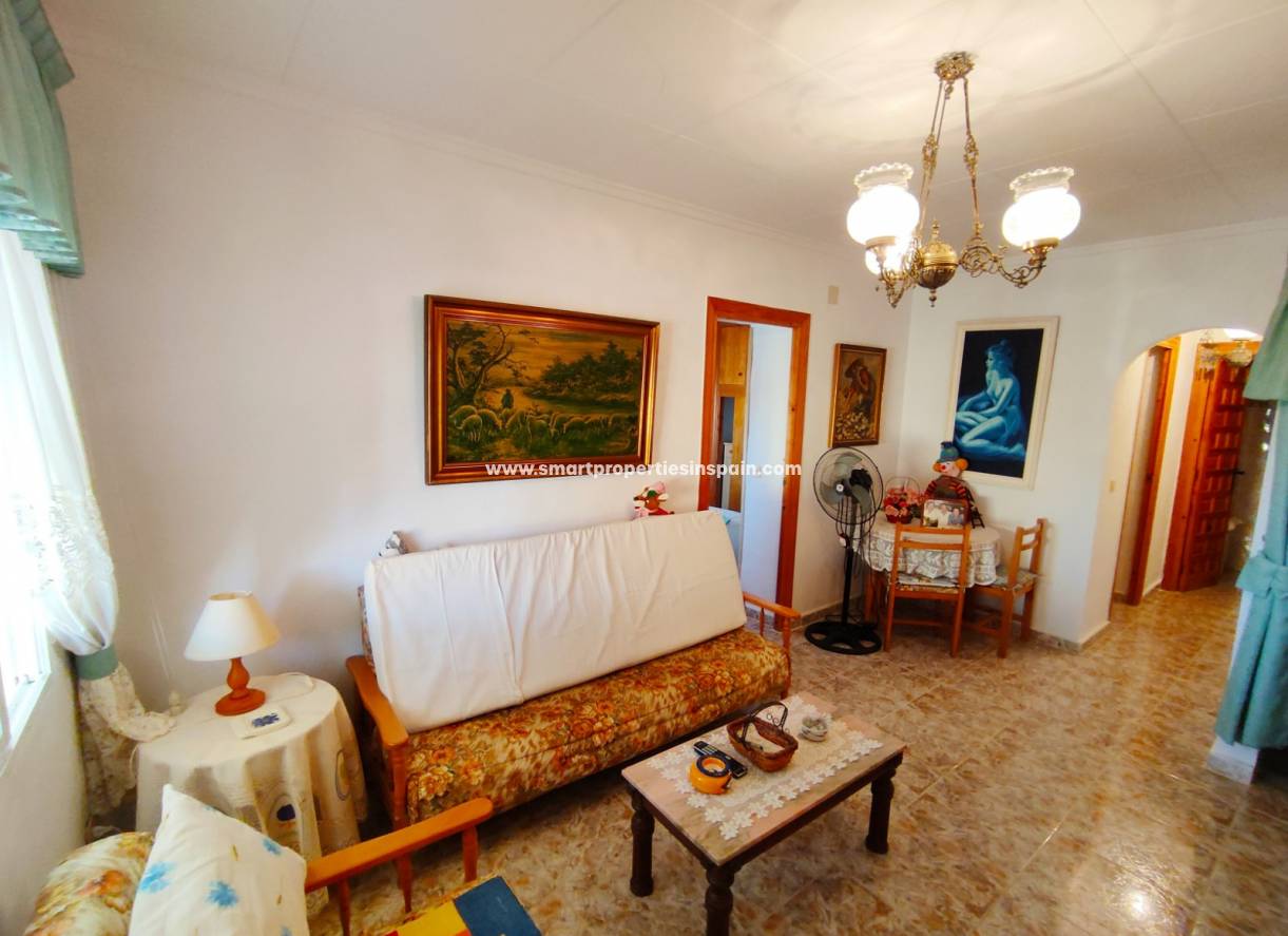 Wederverkoop - Detached Villa - La Marina - Urbanización La Marina