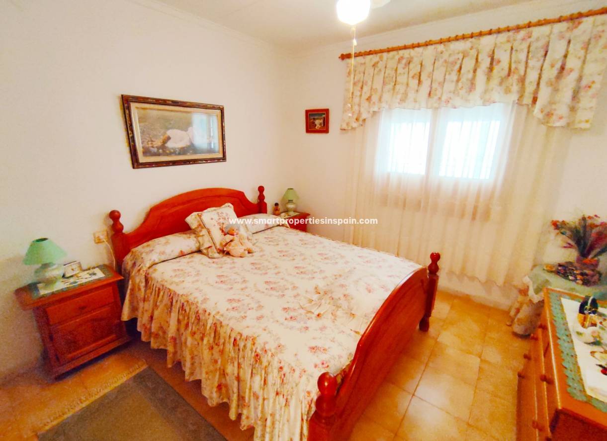 Wederverkoop - Detached Villa - La Marina - Urbanización La Marina