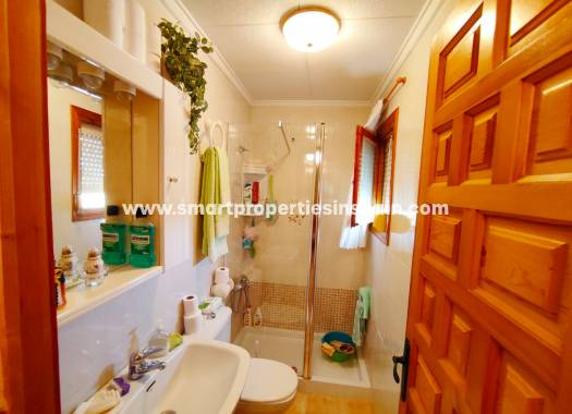 Wederverkoop - Detached Villa - La Marina - Urbanización La Marina