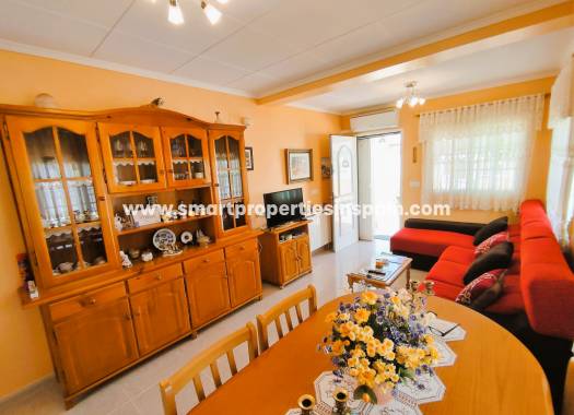 Wederverkoop - Detached Villa - La Marina - Urbanización La Marina