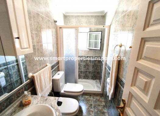 Wederverkoop - Detached Villa - La Marina - Urbanización La Marina