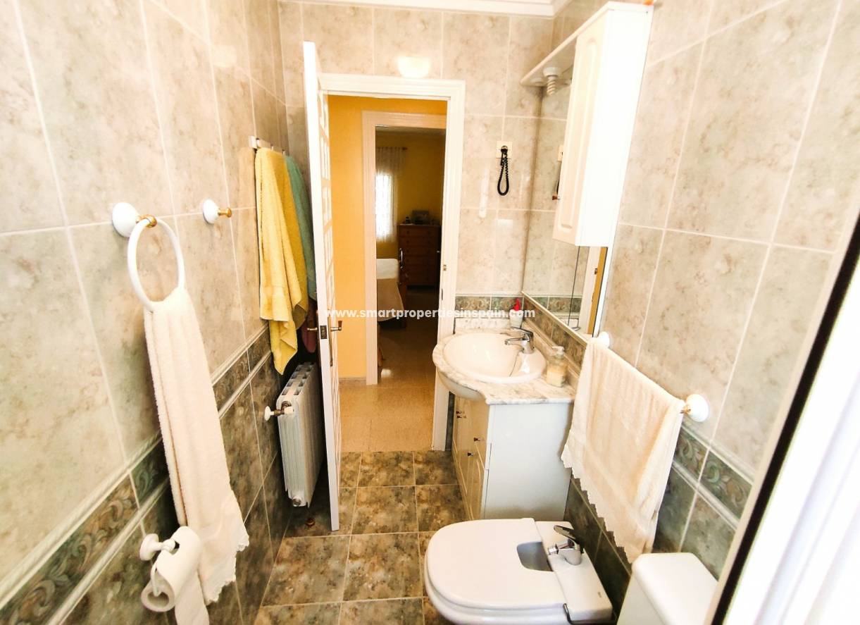Wederverkoop - Detached Villa - La Marina - Urbanización La Marina