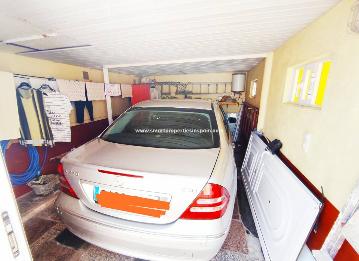 Wederverkoop - Detached Villa - La Marina - Urbanización La Marina