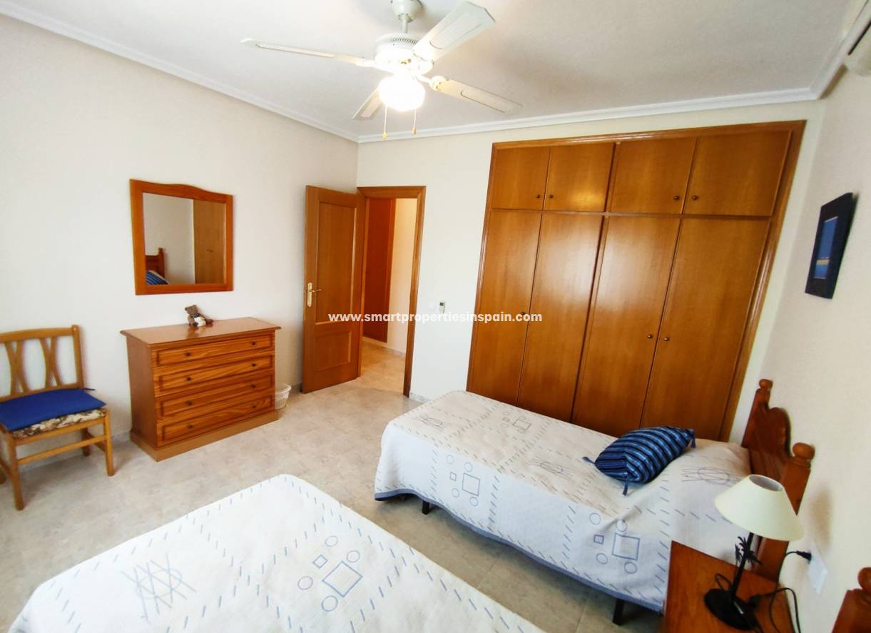 Wederverkoop - Detached Villa - La Marina - Urbanización La Marina