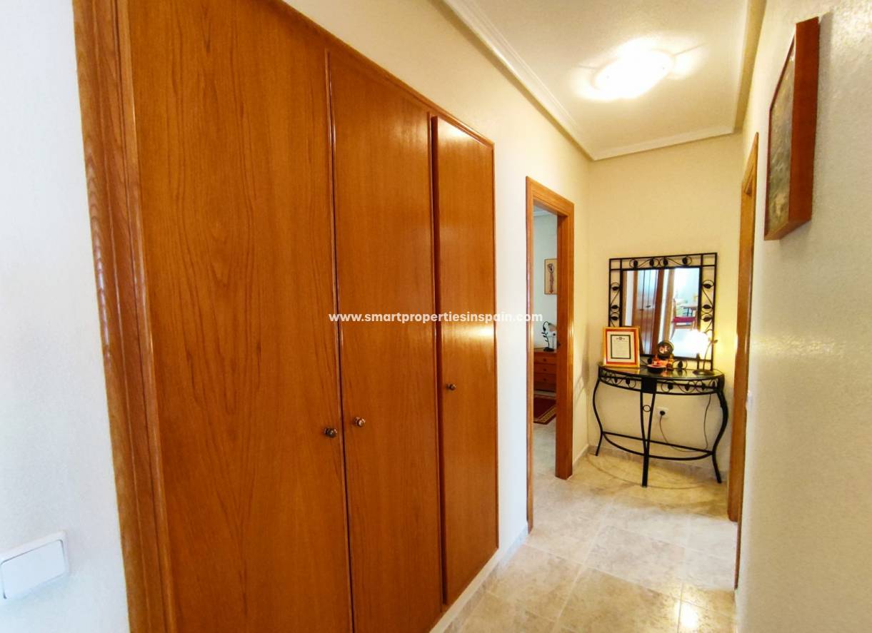 Wederverkoop - Detached Villa - La Marina - Urbanización La Marina