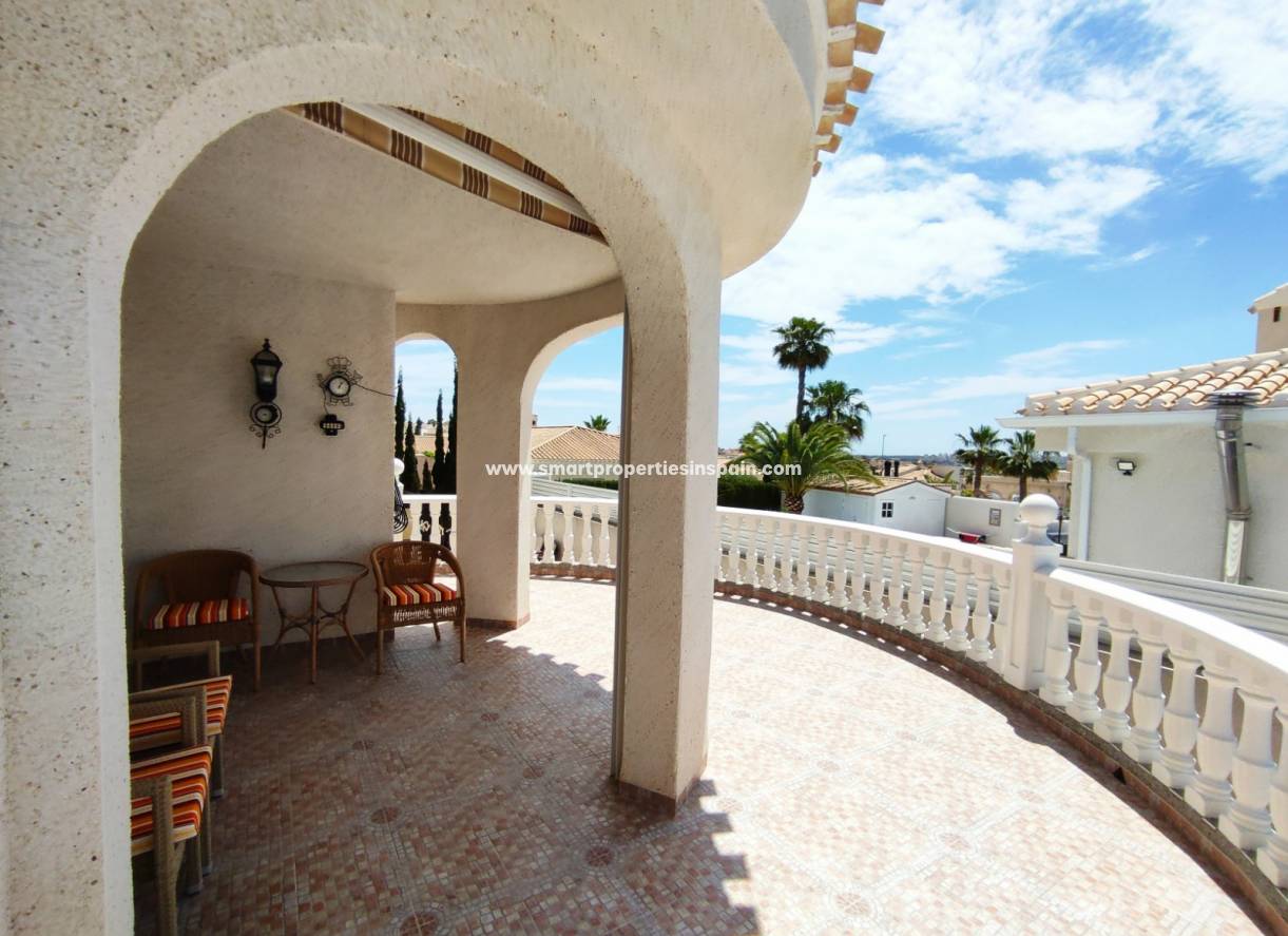 Wederverkoop - Detached Villa - La Marina - Urbanización La Marina