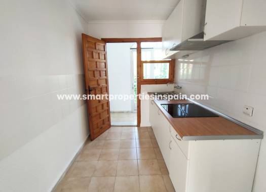 Wederverkoop - Detached Villa - La Marina - Urbanización La Marina