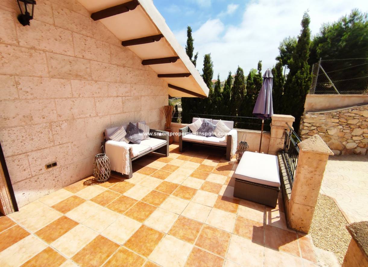 Wederverkoop - Detached Villa - La Marina - Urbanización La Marina