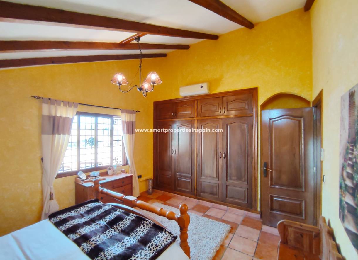 Wederverkoop - Detached Villa - La Marina - Urbanización La Marina