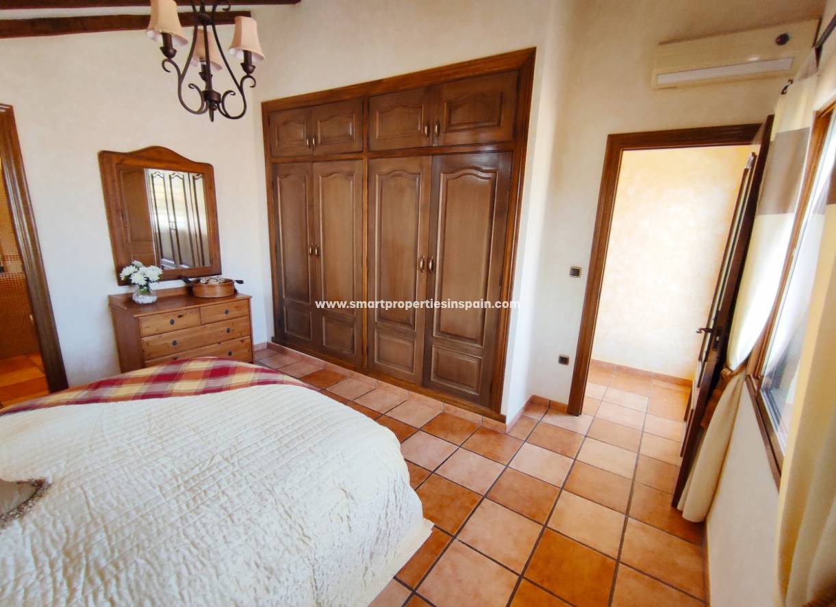 Wederverkoop - Detached Villa - La Marina - Urbanización La Marina