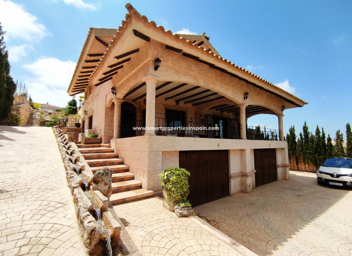Wederverkoop - Detached Villa - La Marina - Urbanización La Marina