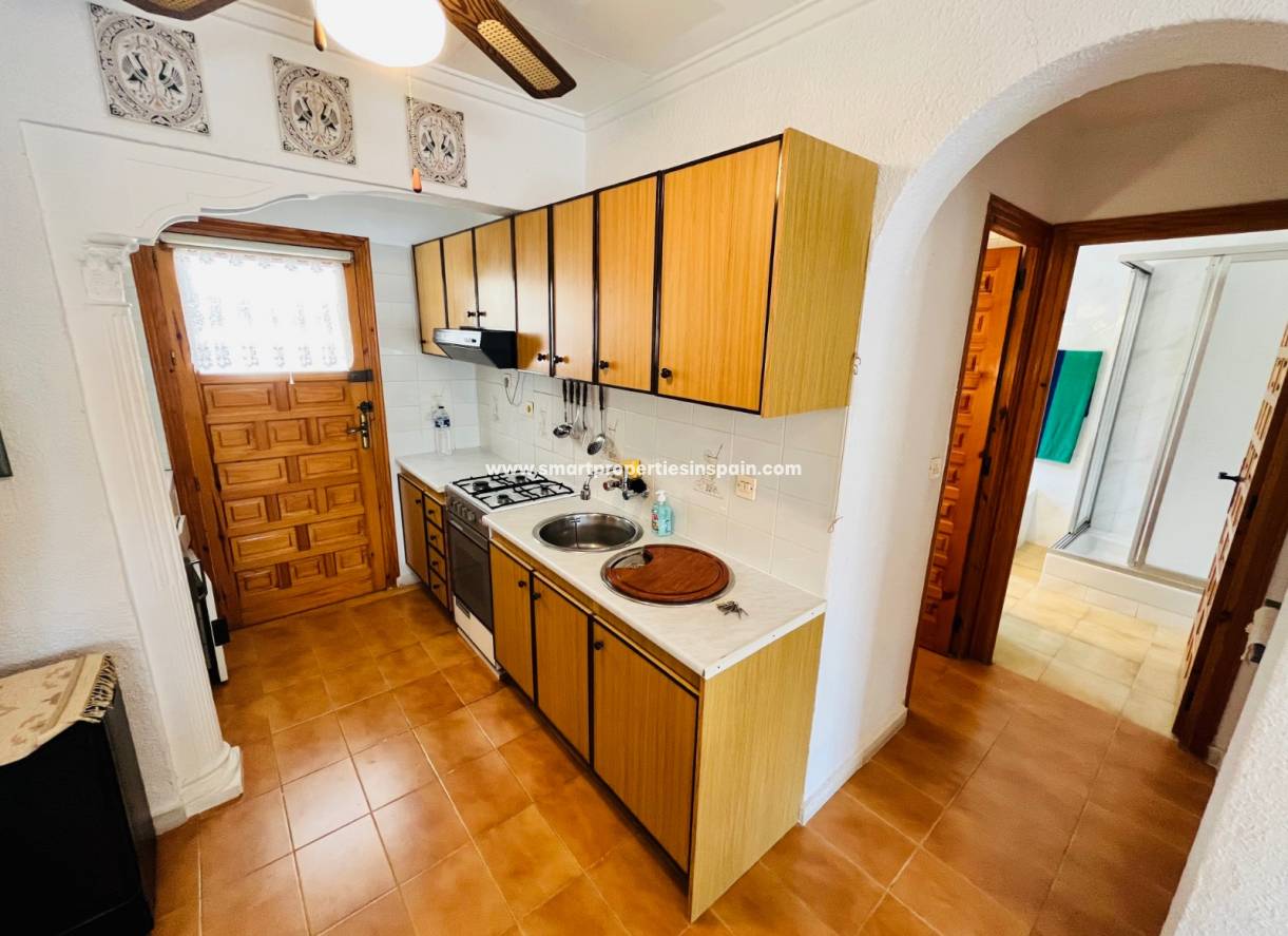 Wederverkoop - Detached Villa - La Marina - Urbanización La Marina