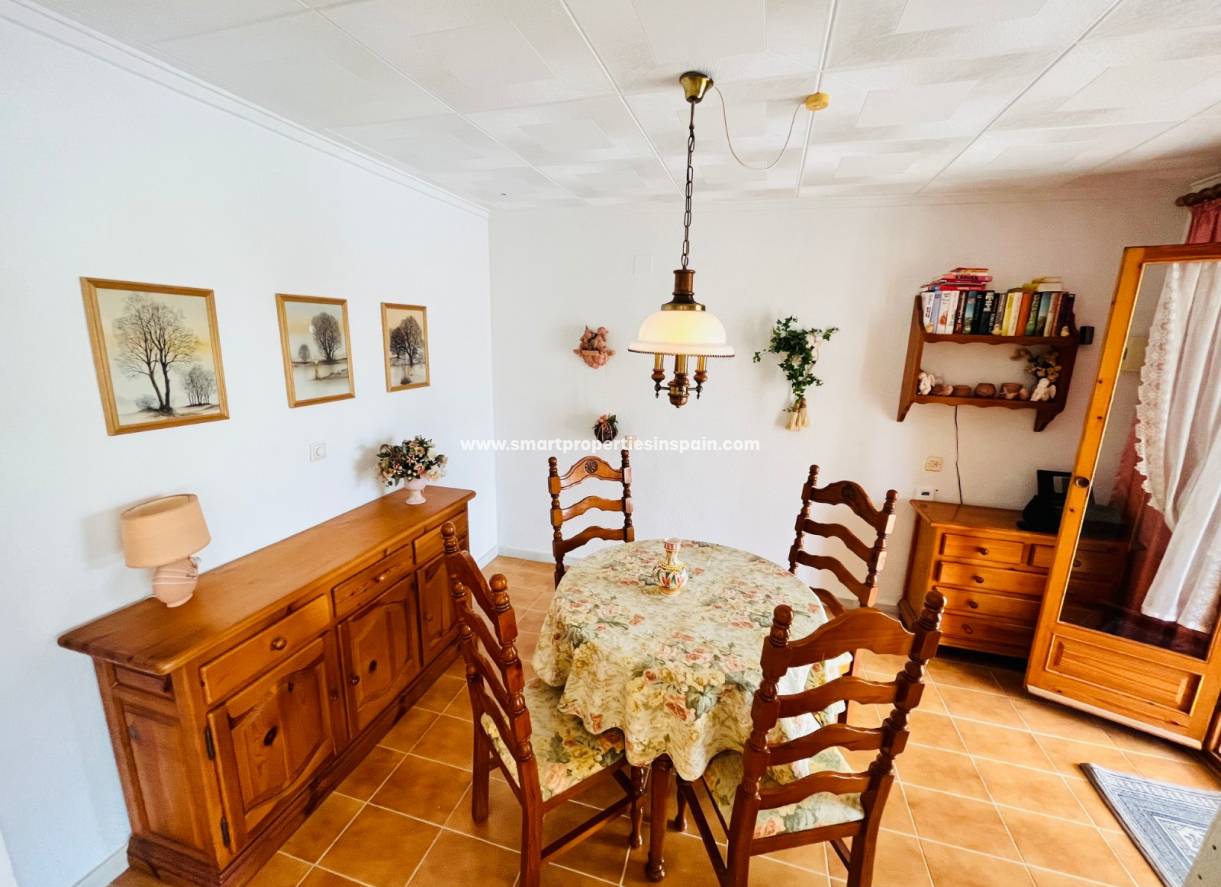 Wederverkoop - Detached Villa - La Marina - Urbanización La Marina