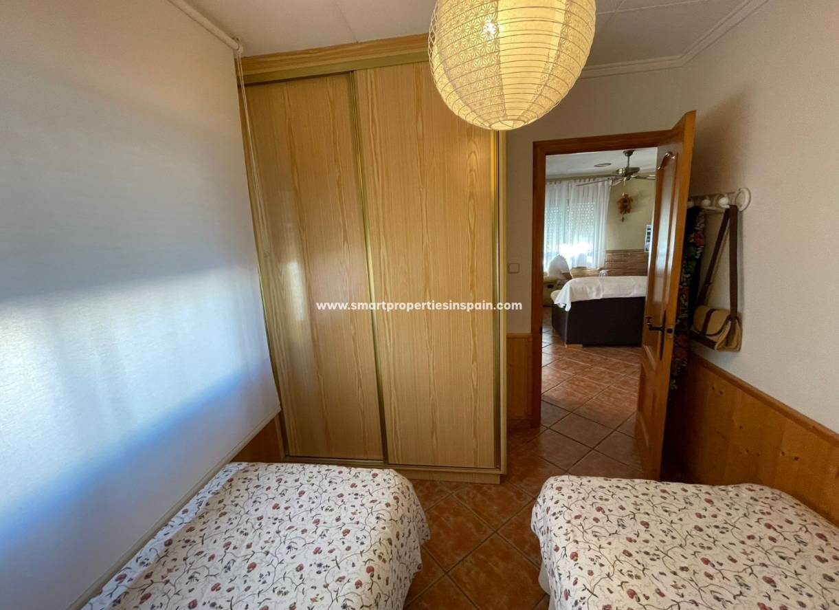 Wederverkoop - Detached Villa - La Marina - Urbanizacion la marina